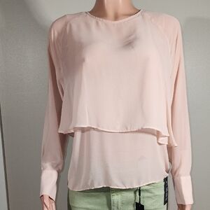 Chic Layered Blouse in Soft Pink